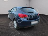 Gebraucht Opel Astra 75 PS (55 kW) 2011 Blau Limousine