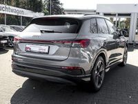 Gebraucht Audi Q4 e-tron Advanced 150 kW (204 PS) 2023 Taifungrau metallic SUV