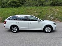 Gebraucht Skoda Octavia Ambition 150 PS (110 kW) 2013 Weiß Kombi