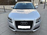 Gebraucht Audi A3 Attraction 125 PS (91 kW) 2011 Silber Kleinwagen