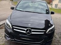 Gebraucht Mercedes B180 Edition 122 PS (89 kW) 2017 Schwarz Van / Kleinbus