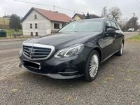 Gebraucht Mercedes E220 170 PS (125 kW) 2015 Schwarz Kombi