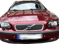 Gebraucht Volvo V70 169 PS (124 kW) 2004 Rot Kombi