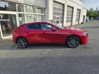 Gebraucht Mazda 3 Selection 122 PS (89 kW) 2021 Soul red crystal m Kleinwagen