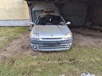Gebraucht Renault Clio II 90 PS (66 kW) 1999 Silber Kleinwagen