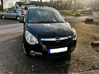Gebraucht Opel Agila Edition 65 PS (47 kW) 2010 Schwarz Kleinwagen