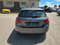 Gebraucht Peugeot 308 Active 131 PS (96 kW) 2017 Grau Limousine