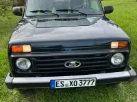 Gebraucht Lada niva 83 PS (61 kW) 2010 Grün SUV