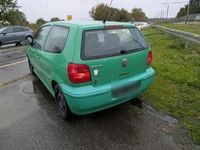 Gebraucht VW Polo 50 PS (36 kW) 2001 Grün Kleinwagen