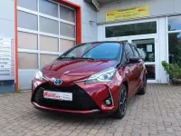 Gebraucht Toyota Yaris Style 101 PS (74 kW) 2017 Rot Kleinwagen