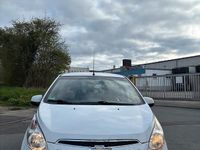 Gebraucht Chevrolet Spark 68 PS (50 kW) 2011 Weiß Kleinwagen