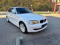 Gebraucht BMW 120 170 PS (125 kW) 2008 Weiß Kleinwagen