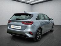 Gebraucht Kia Ceed 140 PS (102 kW) 2025 Silber Kleinwagen