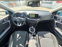 Gebraucht Kia Ceed Vision 140 PS (102 kW) 2020 Blau Kleinwagen