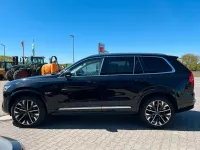 Neu Volvo XC90 Plus 455 PS (334 kW) 2025 Schwarz SUV