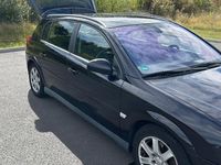 Gebraucht Opel Signum Sport 175 PS (128 kW) 2004 Schwarz Kleinwagen