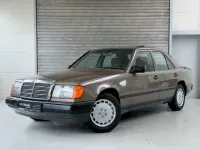 Gebraucht Mercedes E300 179 PS (131 kW) 1989 Braun Limousine