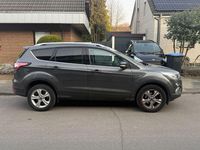 Gebraucht Ford Kuga Titanium 150 PS (110 kW) 2019 Grau SUV