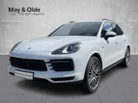 Gebraucht Porsche Cayenne E-Hybrid 462 PS (339 kW) 2022 Weiß SUV