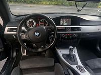 Gebraucht BMW 320 Shadowline 184 PS (135 kW) 2011 Schwarz Coupé