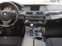 Gebraucht BMW 530 258 PS (189 kW) 2012 Blau Kombi