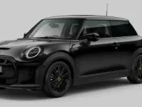 Gebraucht Mini Cooper SE 135 kW (184 PS) 2023 Midnight black metallic Kleinwagen