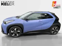 Neu Toyota Aygo X 117 PS (86 kW) 2026 Urban khaki / black SUV