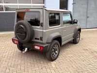 Gebraucht Suzuki Jimny 102 PS (75 kW) 2024 Grau SUV