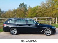 Gebraucht BMW 520 Sport Line 190 PS (139 kW) 2020 Saphirschwarz metallic Kombi