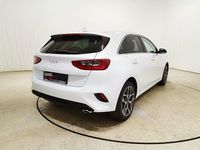 Gebraucht Kia Ceed Style 140 PS (102 kW) 2025 Cararraweiss Kleinwagen