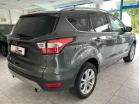 Gebraucht Ford Kuga Titanium 150 PS (110 kW) 2018 Grau SUV