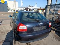 Gebraucht Audi A3 Ambiente 102 PS (75 kW) 2002 Blau Kleinwagen