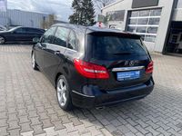 Gebraucht Mercedes B220 177 PS (130 kW) 2014 Schwarz Van / Kleinbus