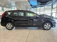 Gebraucht Hyundai i30 Comfort 127 PS (93 kW) 2011 Schwarz Kombi