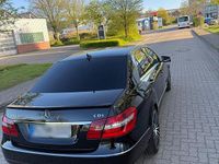 Second-hand Mercedes E300 231 CP (169 kW) 2012 Negru Berlinǎ