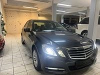 Gebraucht Mercedes E220 170 PS (125 kW) 2011 Grau Limousine