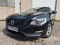 Second-hand Volvo V60 150 CP (110 kW) 2016 Negru Break