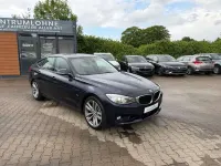 Gebraucht BMW 330 258 PS (189 kW) 2015 Imperialblau Limousine