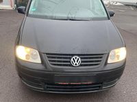 Gebraucht VW Touran 105 PS (77 kW) 2004 Schwarz Van / Kleinbus