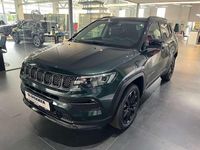 Neu Jeep Compass North 131 PS (96 kW) 2025 Grün SUV