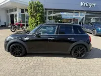Gebraucht Mini Cooper S 192 PS (141 kW) 2019 Midnight black metallic Kleinwagen