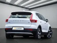 Gebraucht Volvo XC40 Core 163 PS (119 kW) 2025 Weiß SUV