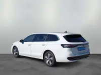 Gebraucht VW Passat Elegance 150 PS (110 kW) 2025 Weiß Kombi