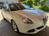 Gebraucht Alfa Romeo Giulietta 105 PS (77 kW) 2010 Weiß Kleinwagen