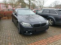 Gebraucht BMW 520 Sport Line 184 PS (135 kW) 2014 Schwarz Limousine
