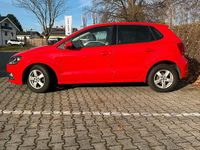 Gebraucht VW Polo 75 PS (55 kW) 2016 Rot Kleinwagen