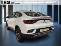 Gebraucht Renault Arkana 140 PS (102 kW) 2023 Weiß (weiss) SUV