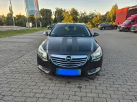 Gebraucht Opel Insignia 140 PS (102 kW) 2010 Schwarz Kombi