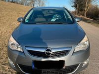 Gebraucht Opel Astra 140 PS (102 kW) 2011 Grau Kleinwagen