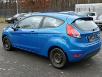 Gebraucht Ford Fiesta Trend 80 PS (58 kW) 2014 Blau Kleinwagen